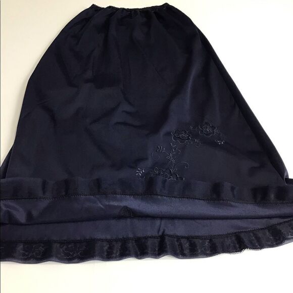 Society Lingerie Half Slip Vintage Embroiled Lace Half Slip - Picture 9 of 12